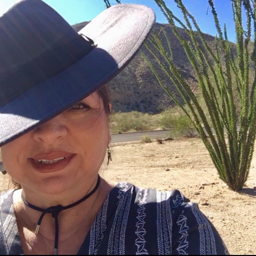 Meet your Posher, Rebecca